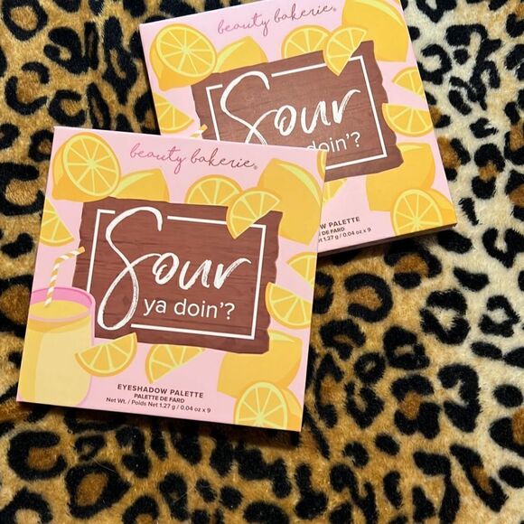 Sour Ya Doin’? Eyeshadow palette - Picture 2 of 2